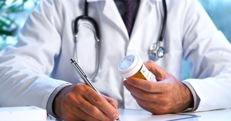 醫師會如何幫助患者選擇最適合的藥物？👨‍⚕️